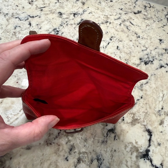 Dooney & Bourke EUC Red Leather Wristlet - Picture 5 of 5
